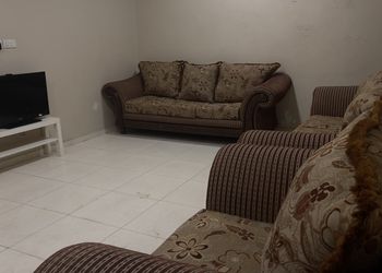 شقة بغرفتين نوم وغرفة جلوس 
