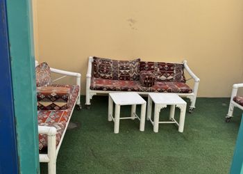 شاليه بجلسة خارجية ومسبح 