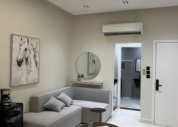 استديو بسرير ماستر ودخول ذاتي