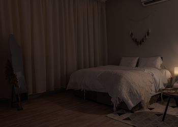 استديو بتصميم هادئ ودخول ذاتي