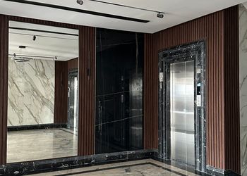 استديو بأثاث مريح وبسيط