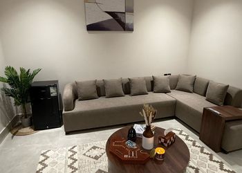 شقة بدخول ذاتي وغرفة نوم مريحة 