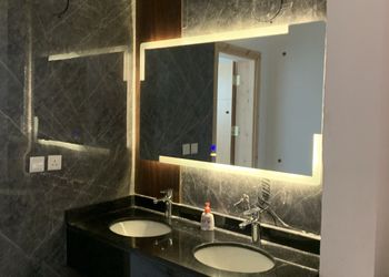 استراحة بمسبح خارجي وألعاب اطفال