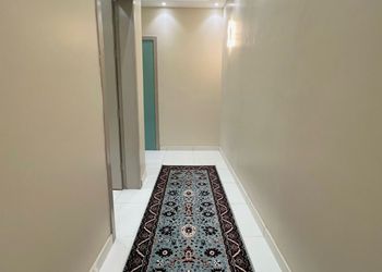 استديو بسرير ماستر وجلسة جانبية