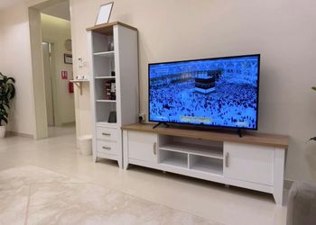 شقة بغرفة نوم وصالة وجلسة خارجية