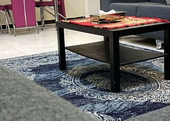 شقة بغرفتين نوم وصالة 