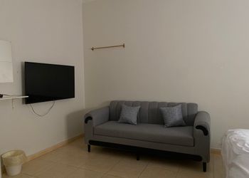 استديو بدخول ذاتي وسرير ماستر