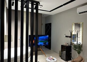 استديو هادئ بسرير ماستر 