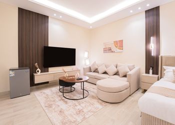 استديو بسرير ماستر ودخول ذاتي