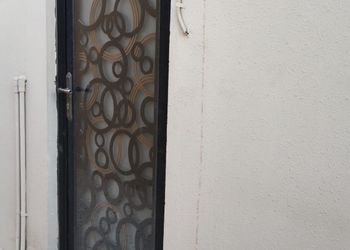 شقة بغرفتين نوم وصالة 