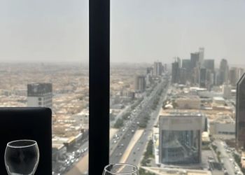 شقة دورين بإطلالة مميزه