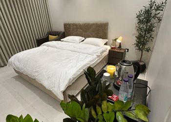 استديو بسرير ماستر ودخول ذاتي
