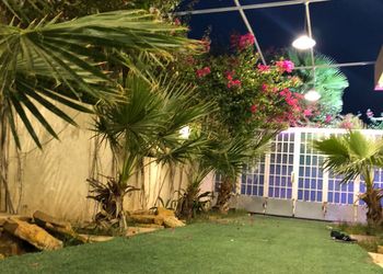شالية بمجالس ومسطح اخضر