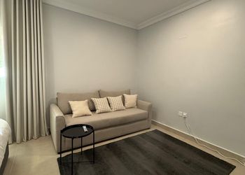 استديو بسرير ماستر ودخول ذاتي