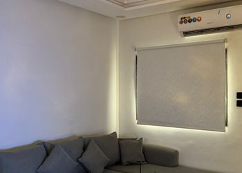 استديو بسرير ماستر وجلسة جانبية 