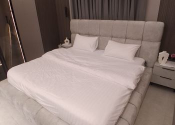 استديو عصري انيق دخول ذكي