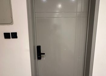 استديو هادئ بسرير ماستر 