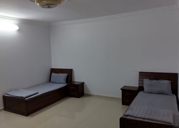 استراحة بألعاب أطفال ومجلس