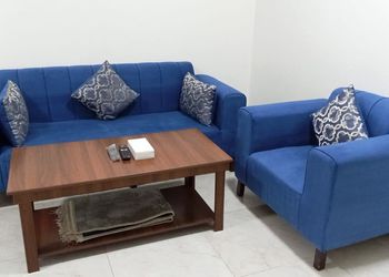 شقة بغرفة معيشة وغرفة نوم 