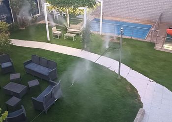 شاليه بمجلس وغرفة نوم وجلسه خارجيه
