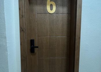 استديو بسرير ماستر ودخول ذاتي