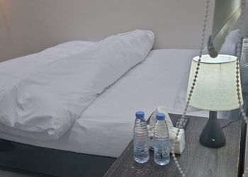 استديو هادئ بسرير ماستر 