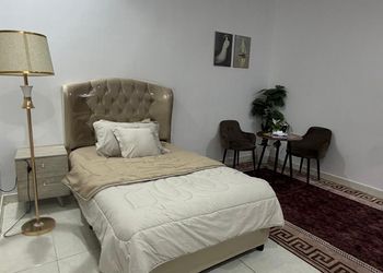 استديو بسرير مفرد ودخول ذاتي