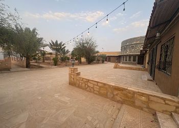 استراحة بجلسة خارجية و مجالس