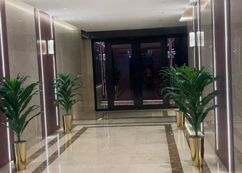 استديو بأثاث مريح وبسيط 