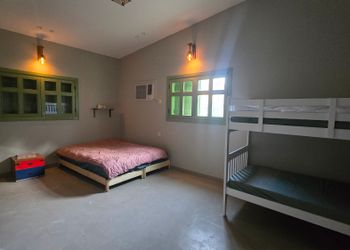 مزرعة باطلالة على الجبل