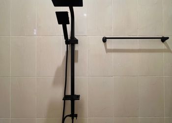استديو بسرير ماستر وأثاث مريح 