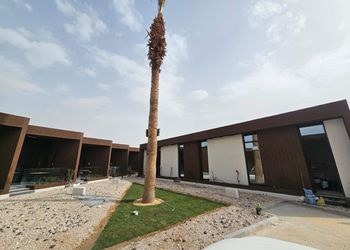استديو بسرير ماستر وجلسة جانبية