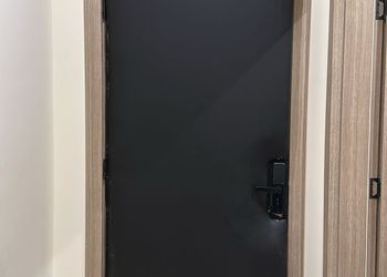 استديو بسرير ماستر ودخول ذاتي