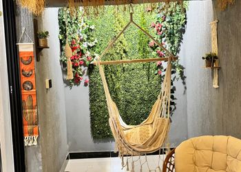 استديو بجلسة خارجية وسرير ماستر 