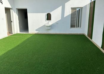 استديو بسرير ماستر وجلسة جانبية 
