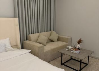 استديو بسرير ماستر
