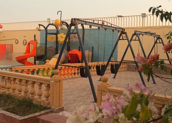 استراحة بالعاب اطفال و مسبح