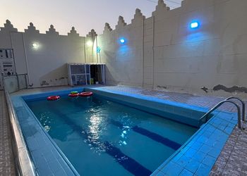 استراحة بمسبح خارجي وأجواء ممتعة 