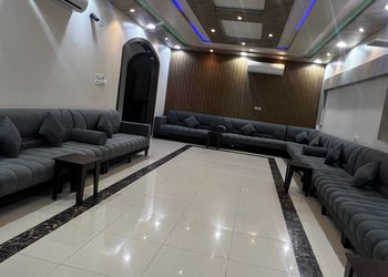 شاليه بمجلس ومسبح خارجي 