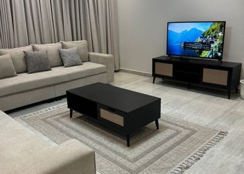 شقة بدخول ذاتي وغرفتين نوم 