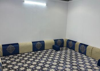 شالية بجلسة خارجية وصالة جلوس