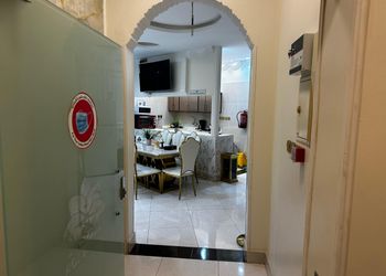 شالية بمجلس مطل على المسبح 