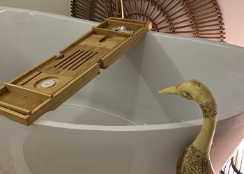 شقة بصالة وغرفة نوم