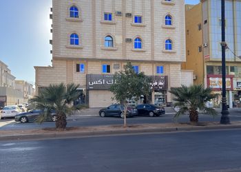 شقة بصالة و غرفة نوم 