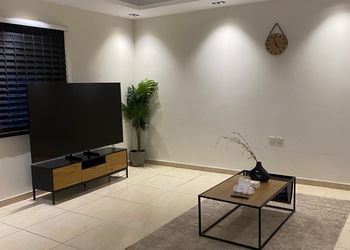 استديو بسرير ماستر وجلسة جانبية 