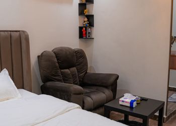 استديو بدخول ذاتي وتصميم هادئ 