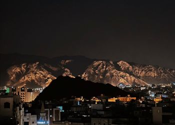 شقة بإطلالة على الجبل