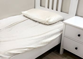 شالية بجلسة خارجية واجواء عائلية ومميزة