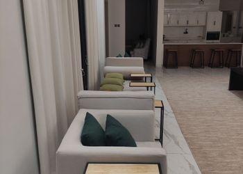 شاليه بصالة انيقة ومسبح 