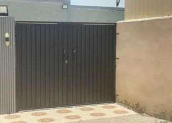 استراحة بجلسة خارجية ومسبح خارجي
